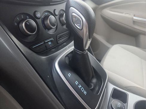 Used 2013 Ford Escape SE image 42