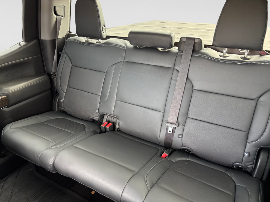 Used 2020 Chevrolet Silverado 1500 RST w/ RST Value Package RWD image 13