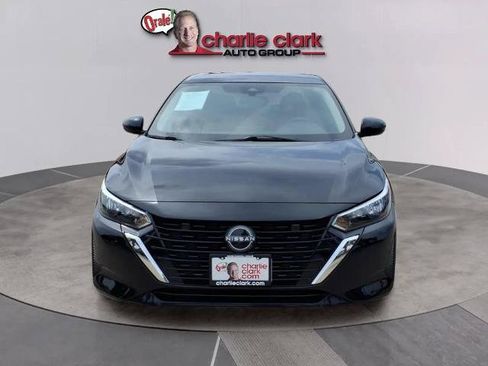 Certified 2025 Nissan Sentra S FWD image 8