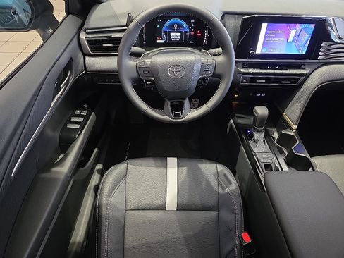 New 2026 Toyota Camry SE image 8