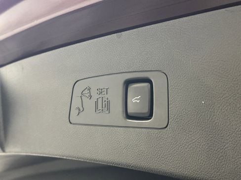 Certified 2021 Lincoln Corsair AWD w/ Premium Package image 6