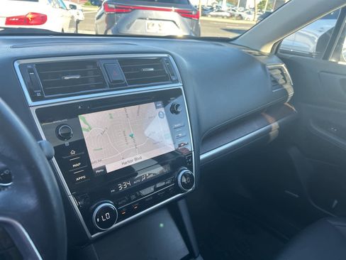 Used 2018 Subaru Outback 3.6R Limited image 40