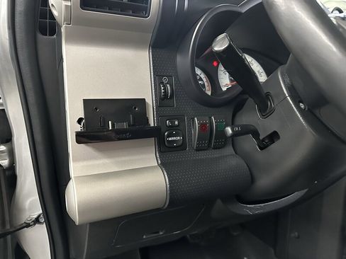 Used 2007 Toyota FJ Cruiser 4WD image 26