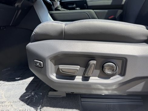 New 2026 Toyota Sequoia Platinum AWD/4WD image 15