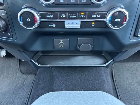 Used 2025 Ford F150 XLT w/ Equipment Group 301A Standard AWD/4WD image 19