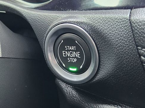 Used 2022 Buick Encore GX Select image 19