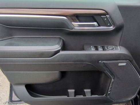 Used 2024 Chevrolet Silverado 1500 LT Trail Boss w/ Convenience Package II image 26