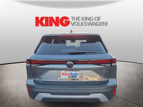 New 2026 Volkswagen Tiguan SE image 4