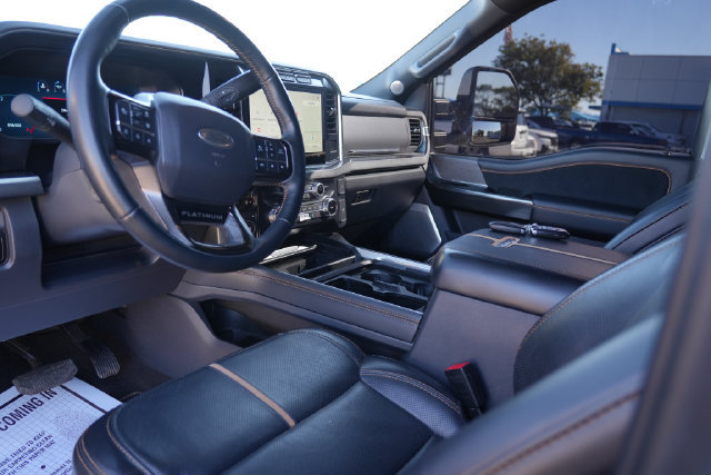 Used 2024 Ford F250 Platinum AWD/4WD image 10
