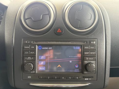 Used 2011 Nissan Rogue SV w/ Premium Pkg image 17