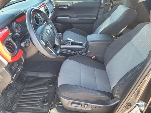 Used 2022 Toyota Tacoma 2WD Double Cab image 13
