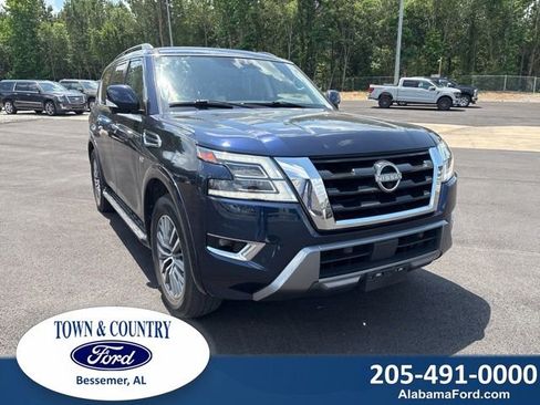 Used 2021 Nissan Armada SL w/ Captain's Chairs Package AWD/4WD image 1