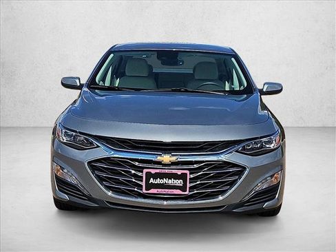 Certified 2024 Chevrolet Malibu LT FWD image 2