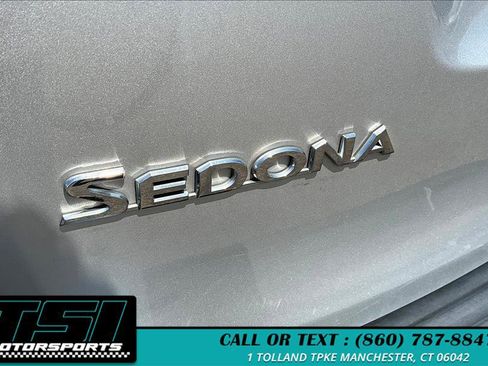Used 2014 Kia Sedona LX image 8