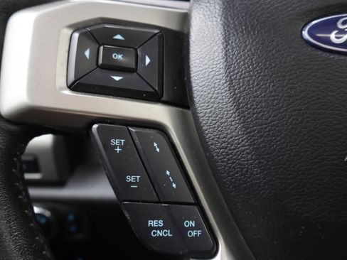 Used 2020 Ford F350 Lariat w/ Lariat Ultimate Package image 17