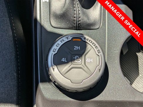 New 2025 Ford Bronco 4-Door image 23