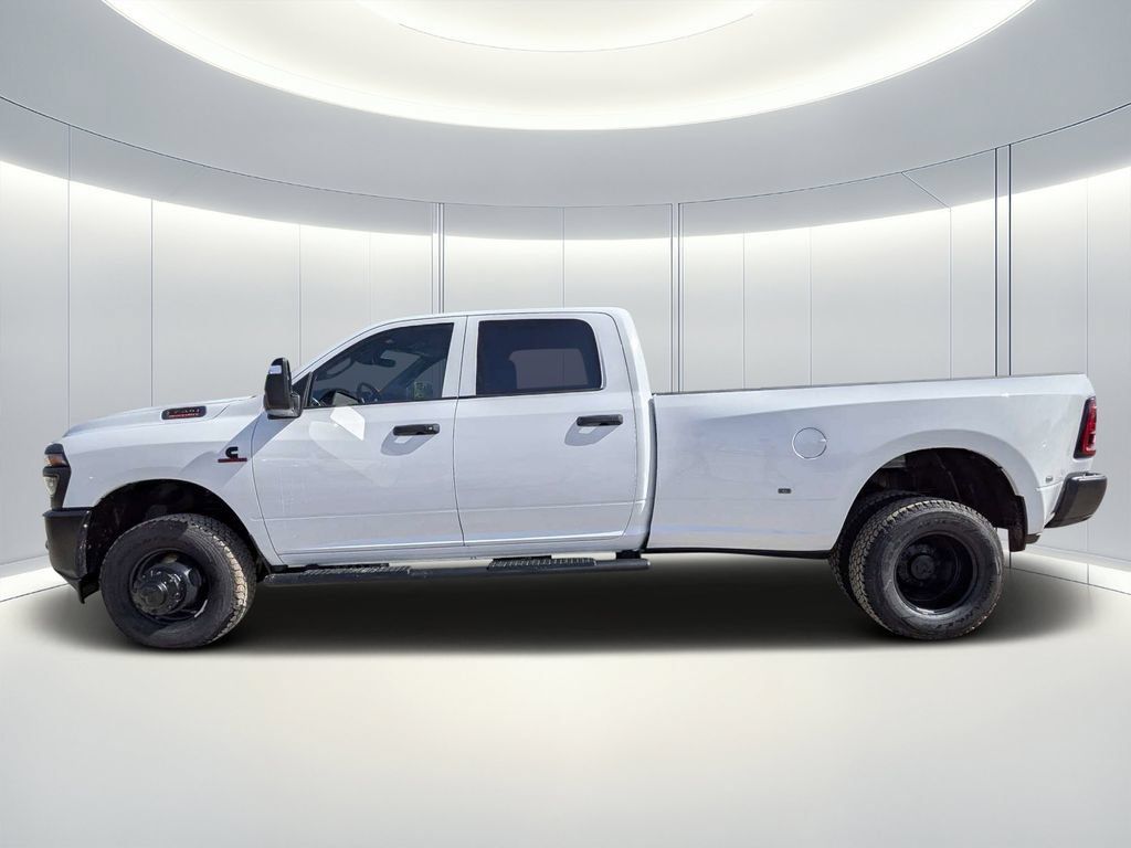 New 2026 RAM 3500 Tradesman AWD/4WD image 7
