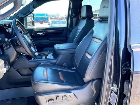 Used 2024 GMC Sierra 2500 AT4 w/ AT4 Premium Plus Package image 18