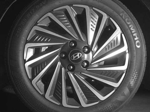 Used 2025 Hyundai Sonata SEL image 12