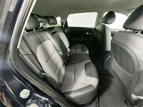 Used 2022 Kia Niro EX w/ Cold Weather Package image 29