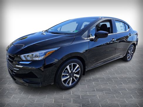 New 2025 Nissan Versa SV w/ Trunk Package image 2