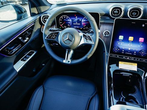 New 2026 Mercedes-Benz GLC 300 4MATIC image 14