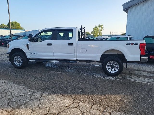Used 2019 Ford F350 XL w/ Power Equipment Group AWD/4WD image 2