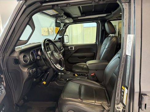 Used 2021 Jeep Wrangler Unlimited Sahara w/ Uconnect 4C Nav & Sound Group image 12