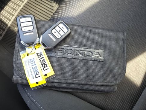 Used 2018 Honda Accord LX image 38