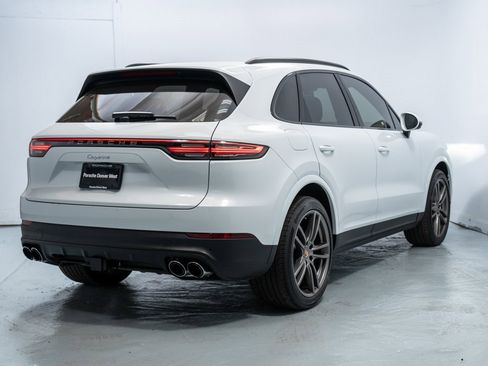 Used 2023 Porsche Cayenne image 7