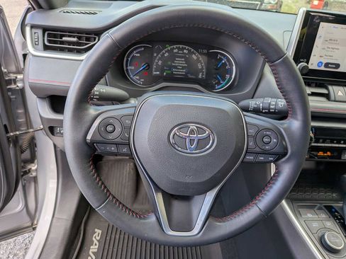 Used 2023 Toyota RAV4 SE w/ Weather & Moonroof Package AWD/4WD image 9