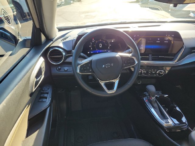 Used 2026 Chevrolet Trax ACTIV w/ Driver Confidence Package FWD image 11