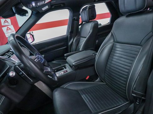 Used 2022 Land Rover Discovery HSE R-Dynamic image 13