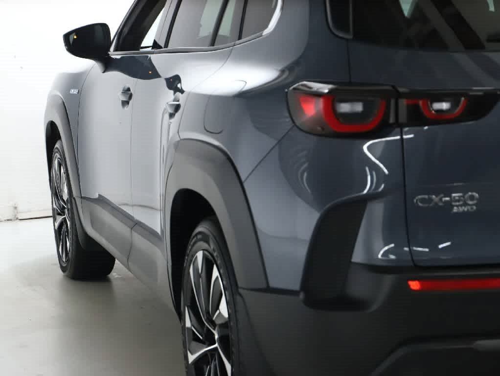 Certified 2025 MAZDA CX-50 2.5 Hybrid w/ Weather Package AWD/4WD image 42
