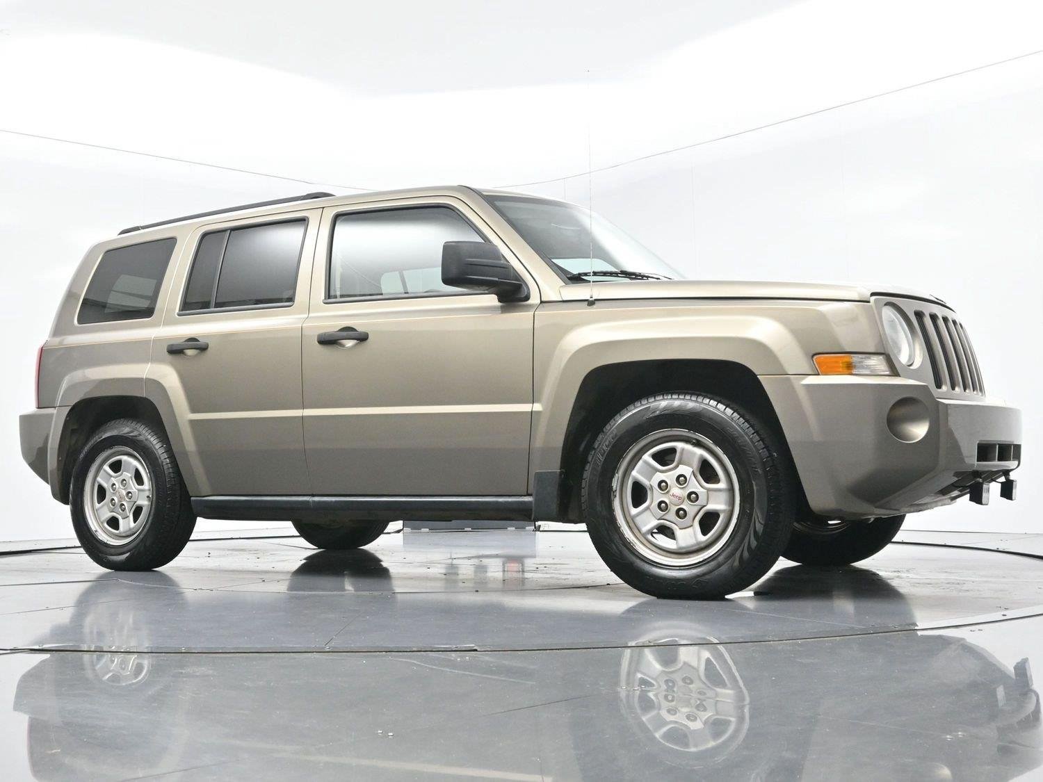 Used 2008 Jeep Patriot Sport FWD image 38