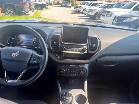 Used 2021 Ford Bronco Sport Outer Banks image 17