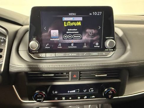Used 2026 Nissan Rogue SV FWD image 21