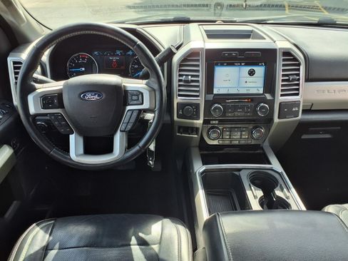 Used 2017 Ford F350 Lariat w/ Lariat Value Package AWD/4WD image 13