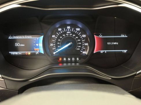 Used 2019 Ford Fusion SE w/ Equipment Group 151A FWD image 24