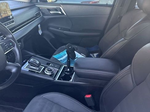 Used 2024 Mitsubishi Outlander SE Black Edition image 11