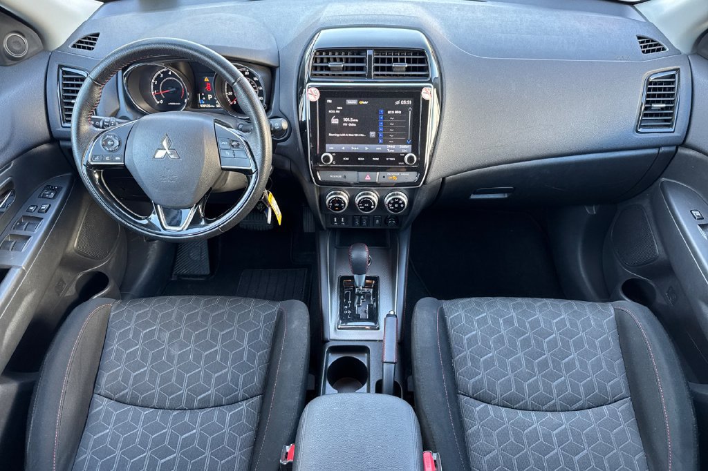 Used 2025 Mitsubishi Outlander Sport ES AWD/4WD image 14
