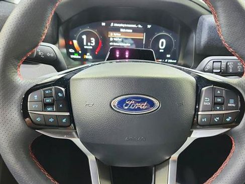 Used 2025 Ford Explorer ST-Line RWD image 14