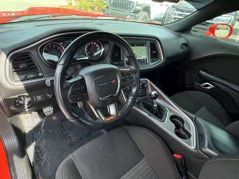 Used 2021 Dodge Challenger R/T w/ Performance Handling Group image 22