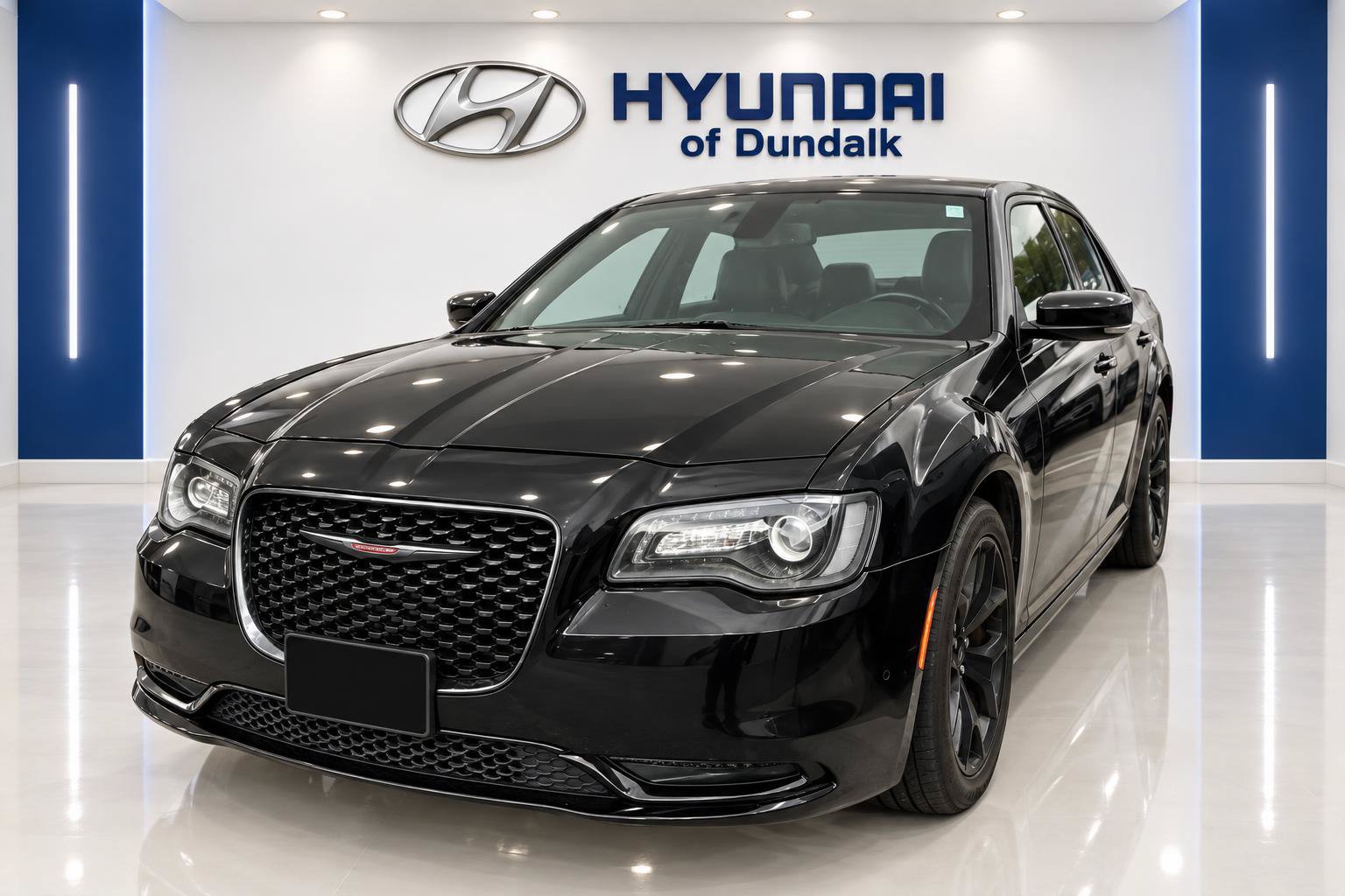 Used 2021 Chrysler 300 S RWD image 3