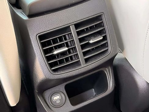 Used 2021 Kia Seltos EX AWD/4WD image 12