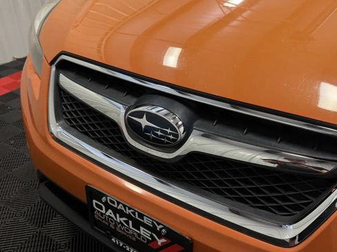 Used 2014 Subaru Crosstrek 2.0i Premium w/ Moonroof Package AWD/4WD image 9