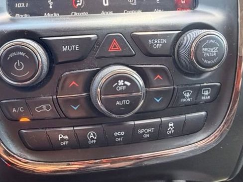 Used 2018 Dodge Durango GT w/ Premium Group AWD/4WD image 19