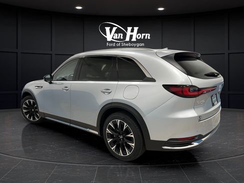 Used 2024 MAZDA CX-90 Plug-In Hybrid w/ Premium Pkg AWD/4WD image 5