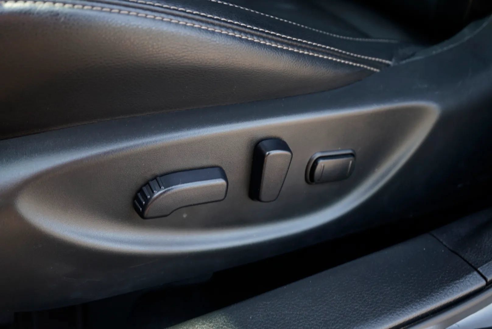 Used 2022 Nissan Maxima SV w/ Floor Mat Group FWD image 24