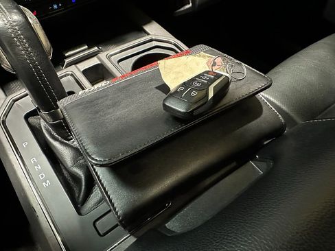 Used 2017 Ford F150 Raptor w/ Equipment Group 802A Luxury image 48